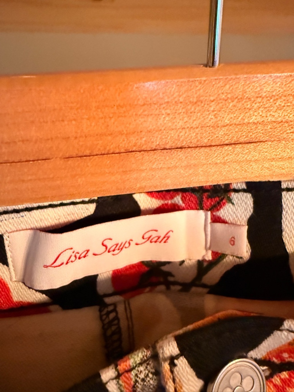 Lisa Says Gah Black Wide-Leg Jeans with Colorful Market Print - Picture 3 of 5